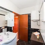 Hudic 2 By Interhome Vir