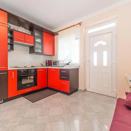 Hudic 2 By Interhome 아파트 비르