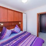 Hudic 2 By Interhome * Vir