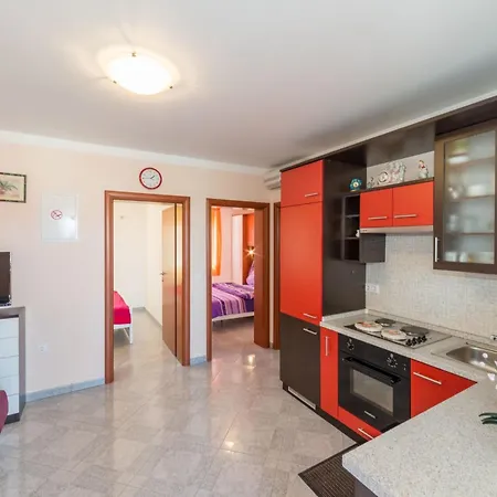 Hudic 2 By Interhome Appartement Vir