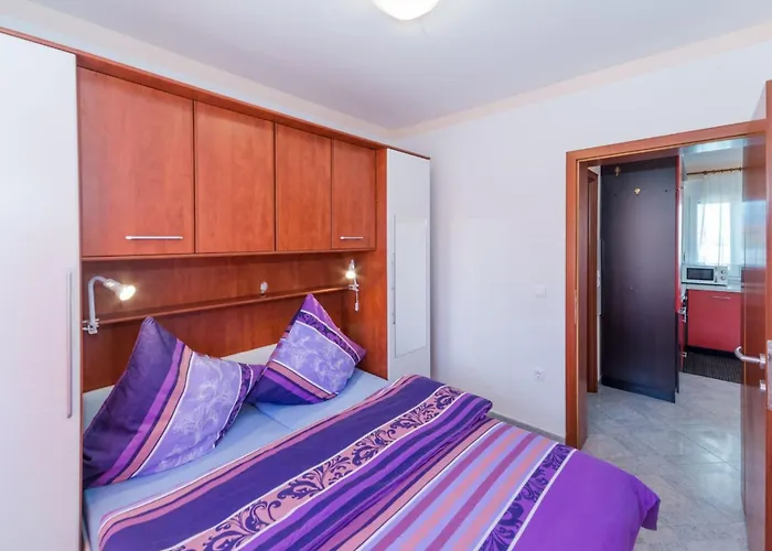 Hudic 2 By Interhome * Vir